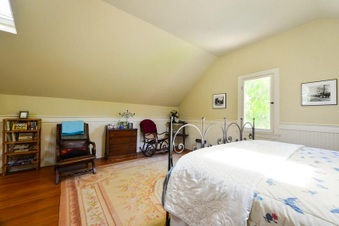 Enlarge photo 19