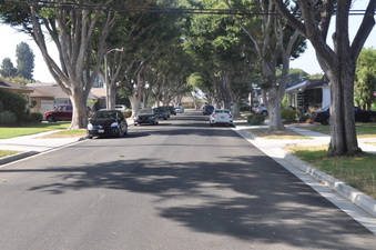 HACKETT AVE. 3800-3900