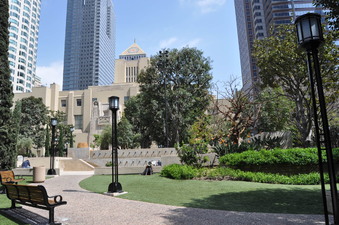 Enlarge photo 14