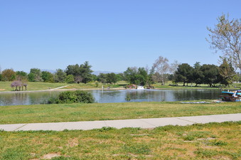 LAKE BALBOA PARK