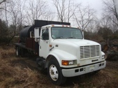 1500 Gallon Seal Coat Truck
