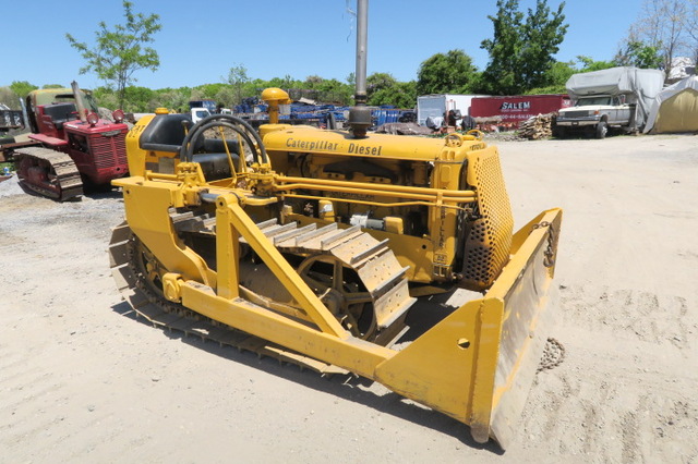 1949 D2 Cat Antique Crawler Dozer