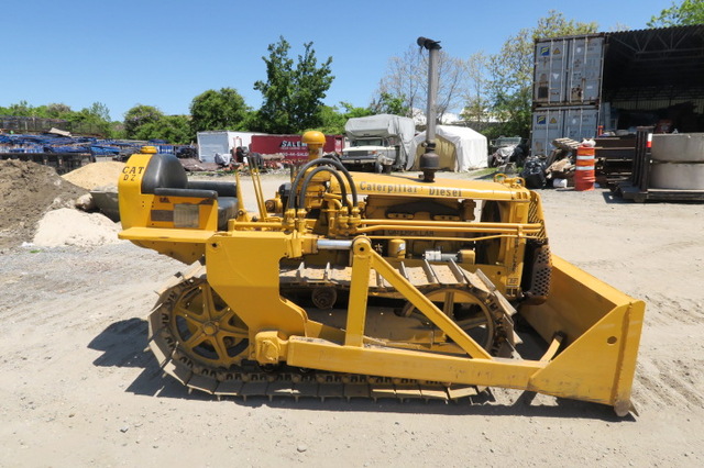 1949 D2 Cat Antique Crawler Dozer