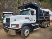 1999 Mack CL 713 Tandem Axle Dump Truck