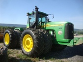 2005 Deere 9520 with Ashland Scraper