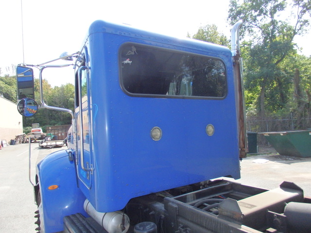 2006 Heavy Duty Peterbilt Single Axle 335 Dump Truck