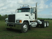 2010 Mack CHU613