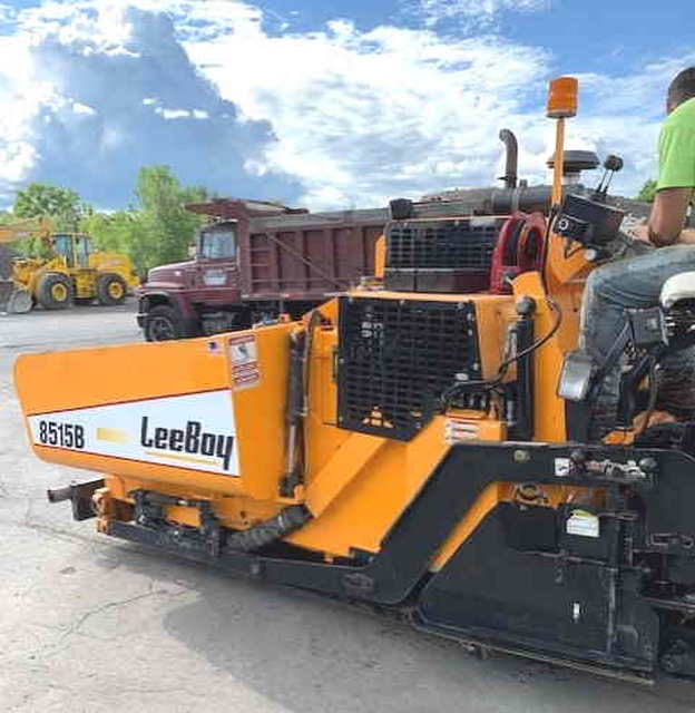 2012 Leeboy 8515B Like New One Owner Electric Heater Much more