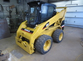 CAT 262B Skid Steer Loader