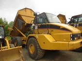 Cat 725 Hauler