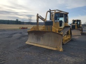 Cat D6M XL Enclosed Cab