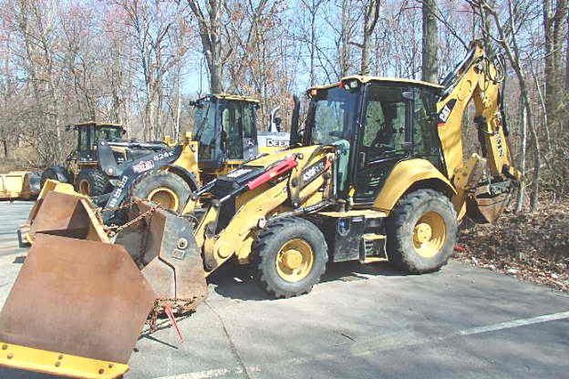 Caterpillar 430F2IT Backhoe loader