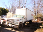 F-700 Box Truck w Lift Gate