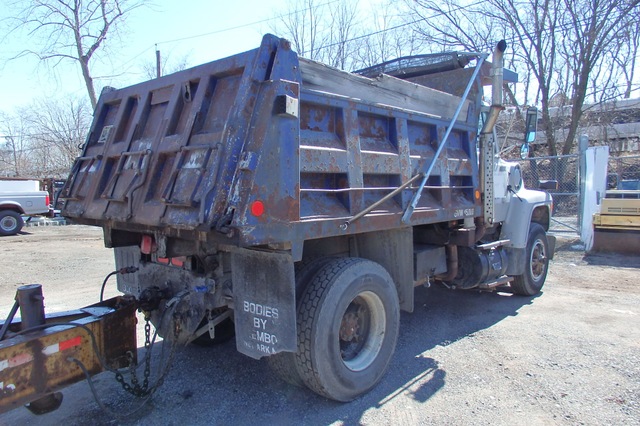 used Ford L8000 | Single Axle Dump Truck for sale | Heated Dump Body