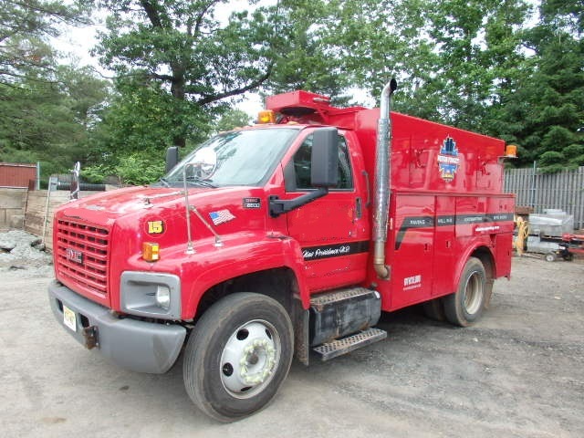 2005 GMC C6500 Utility Truck