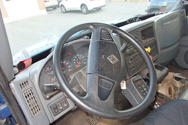 Used 2003 International SBA 4400 Welding Service Truck for sale International SBA 4400 Welding Service Truck