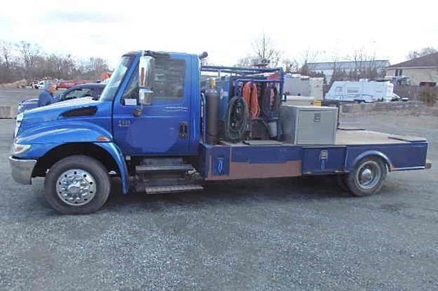 Used 2003 International SBA 4400 Welding Service Truck for sale International SBA 4400 Welding Service Truck