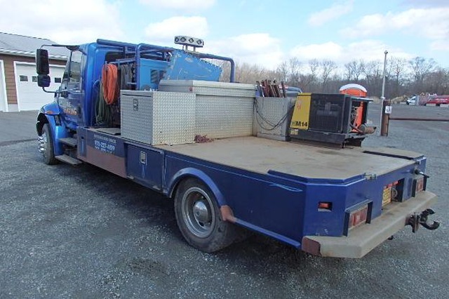 Used 2003 International SBA 4400 Welding Service Truck for sale International SBA 4400 Welding Service Truck