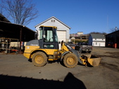 John Deere 244J Loader