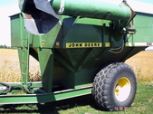 John Deere 500 Grain Cart