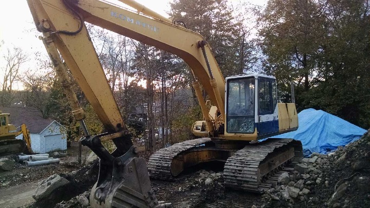 1993 Komatsu PC-200 Excavator