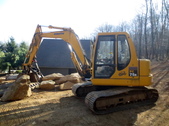 Komatsu PC75R2