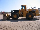 L320 Michigan Loader