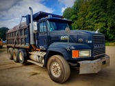 MACK CL713 TRI Axle Dump