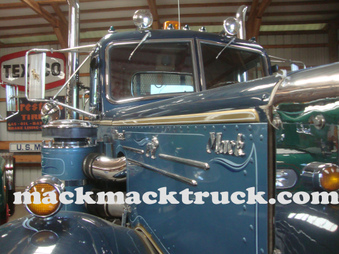 Enlarge photo 523