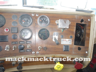 Enlarge photo 15