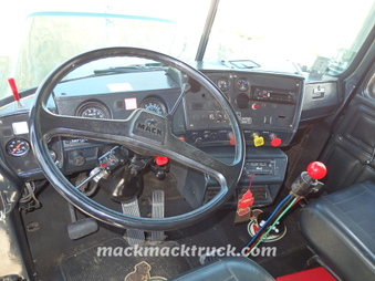 Enlarge photo 54