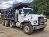 MACK RD688S - Tri Axle Dump