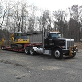 Pete 378 with Eager Beaver Trailer