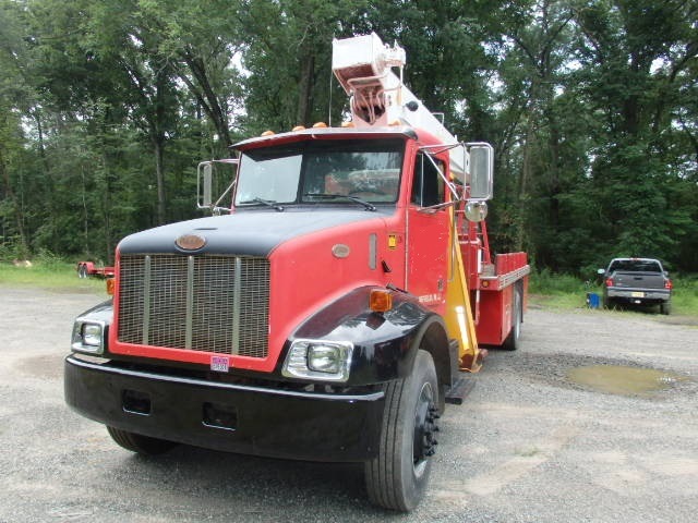 2000 Peterbilt 330 Crane Truck (14 ton) 57' Boom RO Stinger 