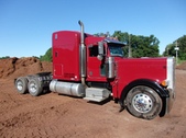 Peterbilt 72'' High Top Sleeper