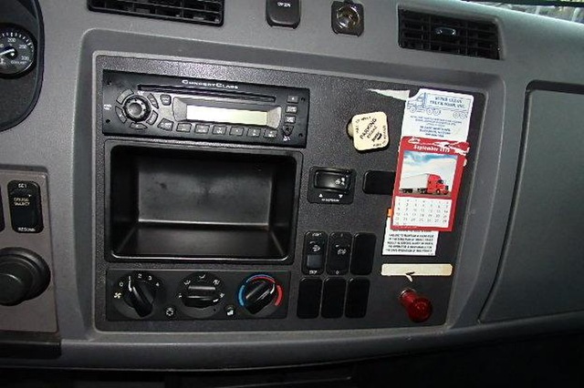 Used 2013 Peterbilt 348 Reefer Truck for sale 2013 Peterbilt Reefer Truck