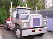 RS 700L Mack Tandem Tractor Real Clean