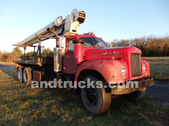 Tandem Axle 1964 B Model Mack
