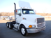 Tandem Axle Tractor LT9513 Ford