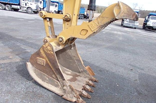 Cat 313F LGC Excavator