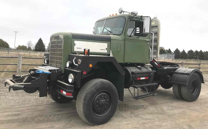 1976 Western Star White 4800-2 4x4 Cat 3208 Automatic