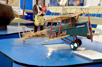 Enlarge photo 35