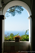 Enlarge photo 2