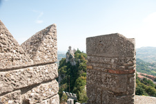 Enlarge photo 1