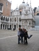 Enlarge photo 147