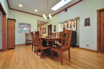 Enlarge photo 4