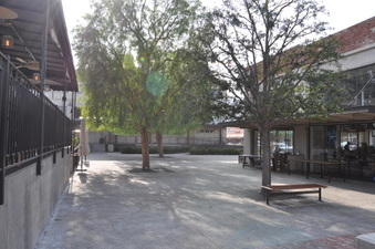 SAN JULIAN AT 11TH ST. - BUS STOP OPTION