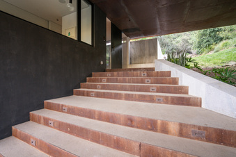 Enlarge photo 7