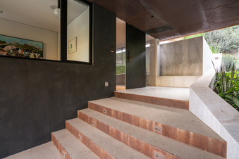 Enlarge photo 8