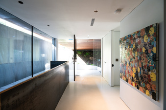 Enlarge photo 10